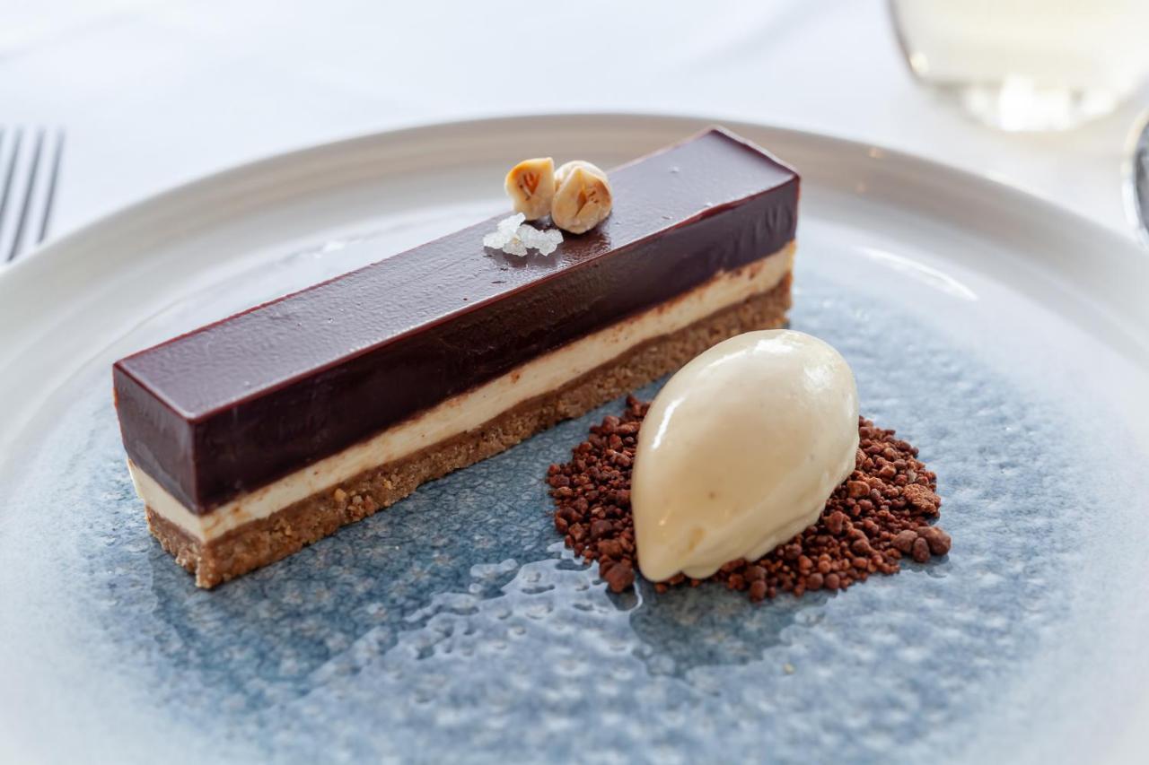 The Seaview Hotel And Restaurant エクステリア 写真