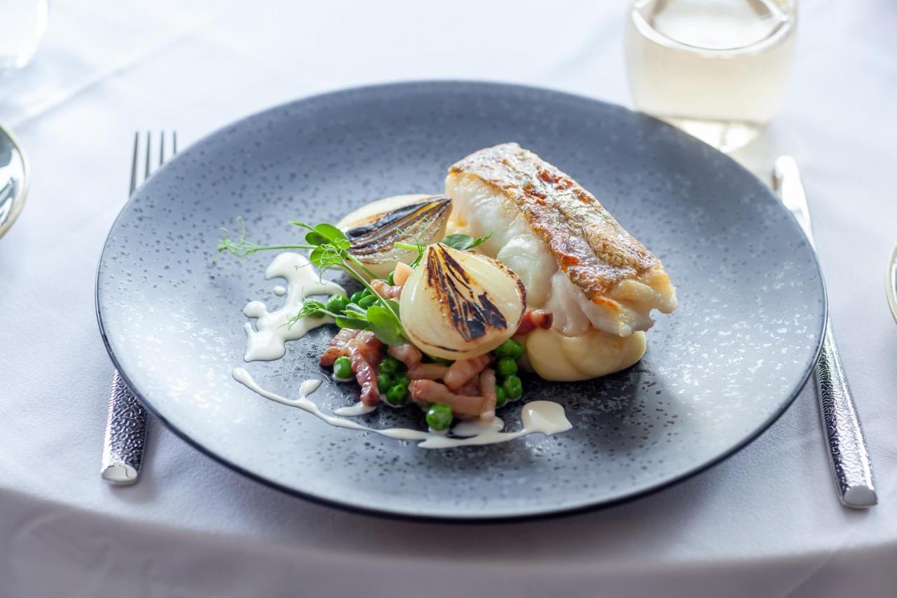 The Seaview Hotel And Restaurant エクステリア 写真