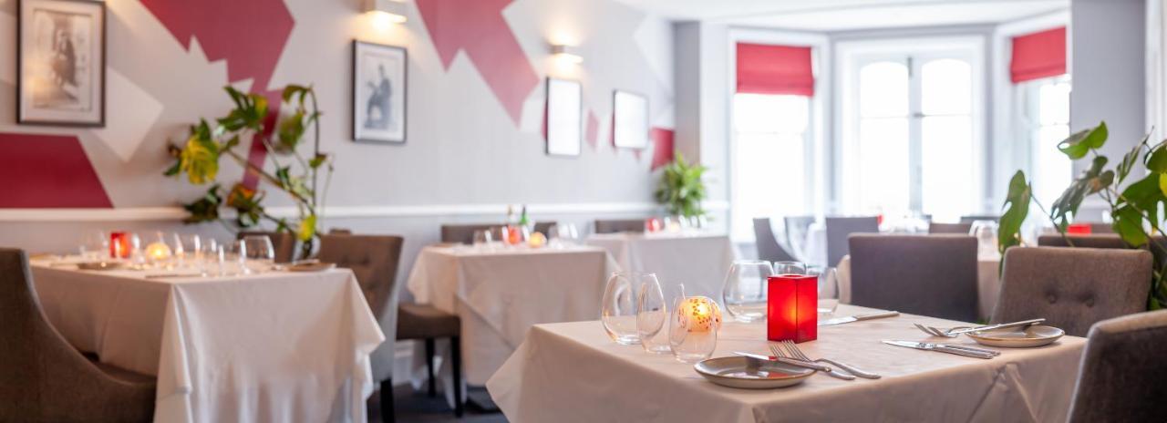 The Seaview Hotel And Restaurant エクステリア 写真