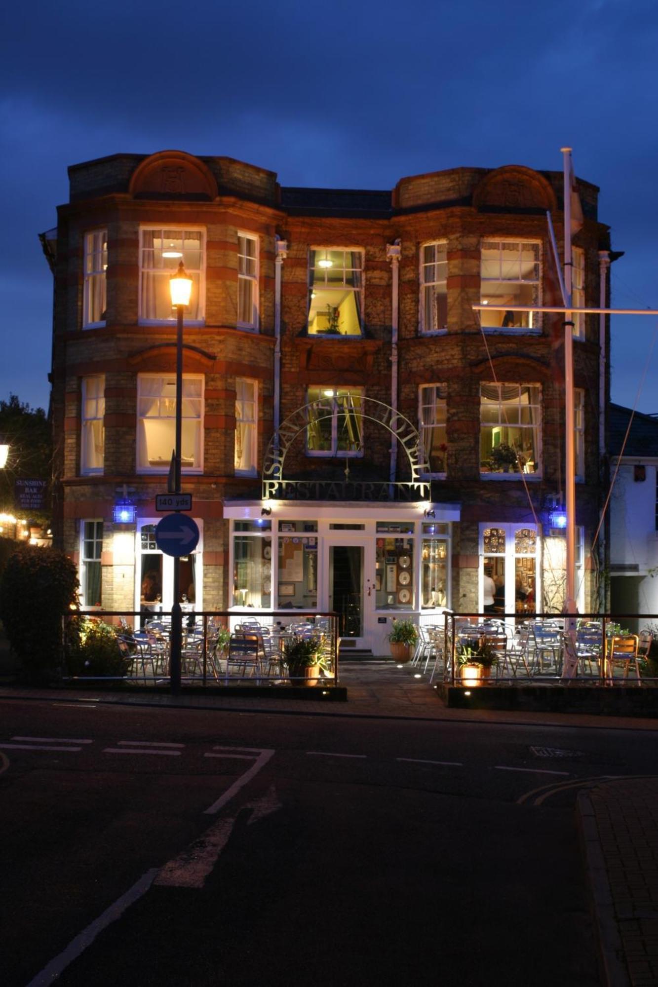 The Seaview Hotel And Restaurant エクステリア 写真