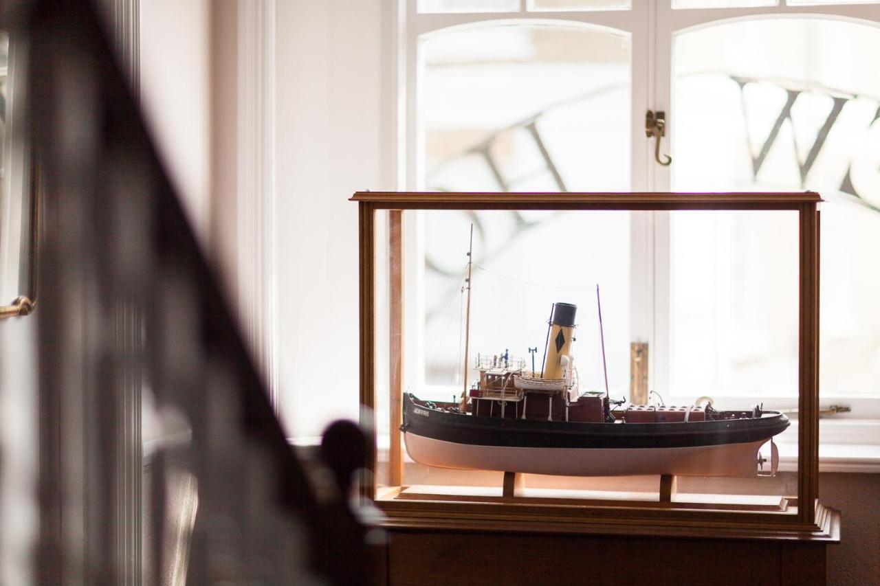 The Seaview Hotel And Restaurant エクステリア 写真